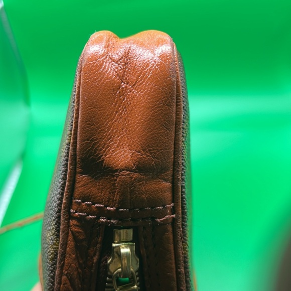 Vintage Louis Vuitton Pouchette Wristlet - Picture 8 of 15